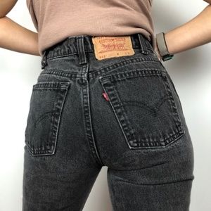 Vintage Levi’s 512 High Waist wedgie fit Jeans